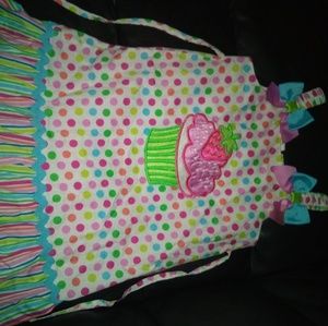 Nwot youngland Girls size 4t dress